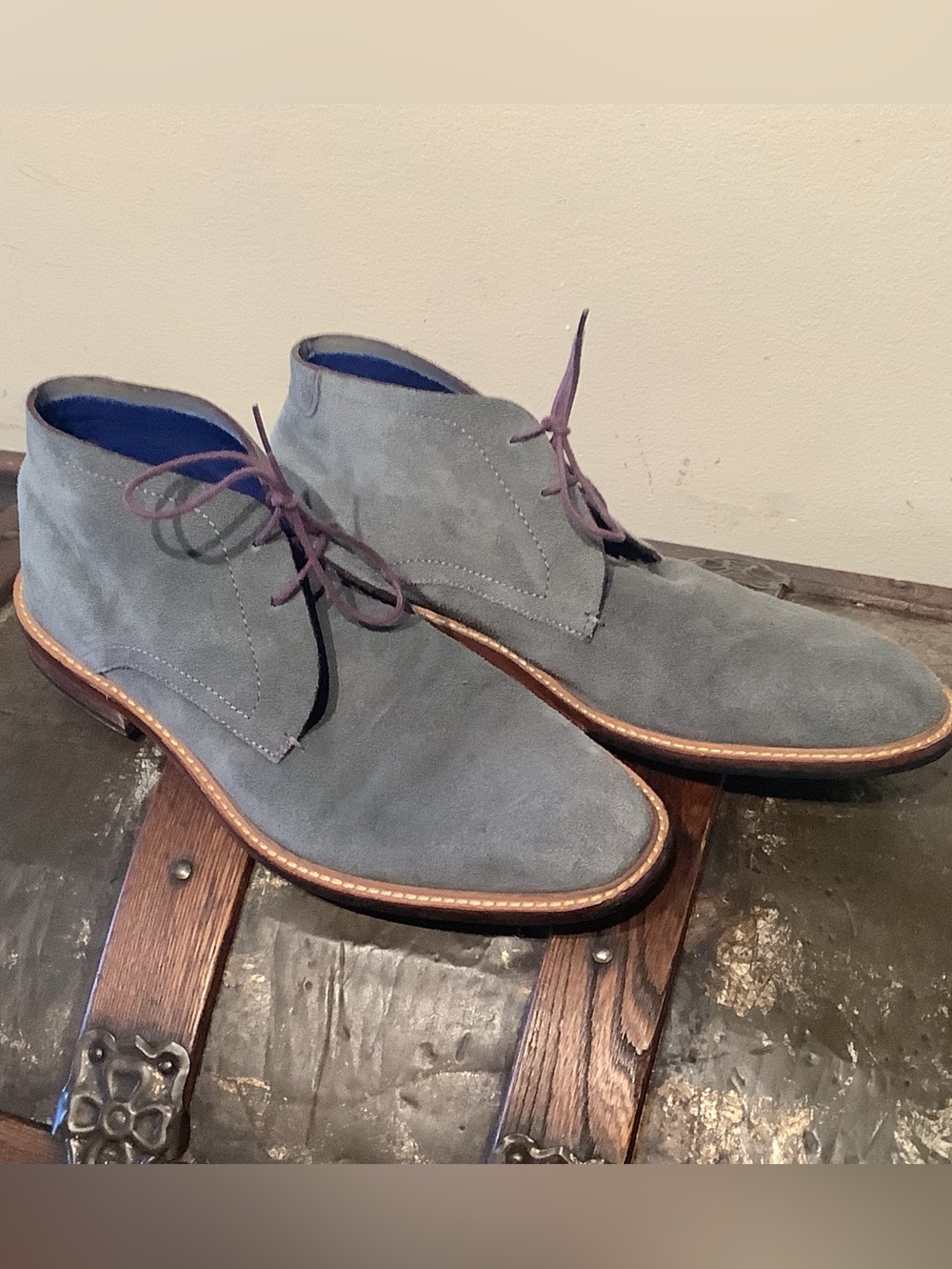 Ted Baker Linnus Blue Gray Suede Chukka Boots Casual Men's Sz 9 EUC